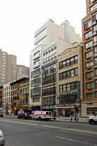 135 W 14th St in New York, NY - Building Photo