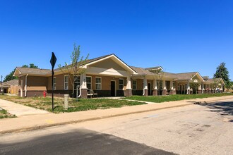 Stokes Commons in Lebanon, IN - Building Photo - Building Photo