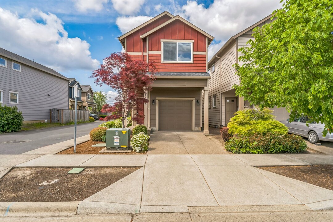 2690 Kingwood St in Forest Grove, OR - Building Photo
