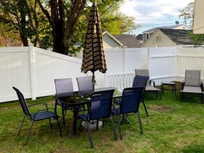 8 Pine Tree Ave in Saco, ME - Building Photo - Building Photo