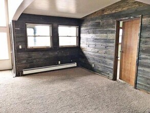 307 High St-Unit -A in Kodiak, AK - Building Photo - Building Photo