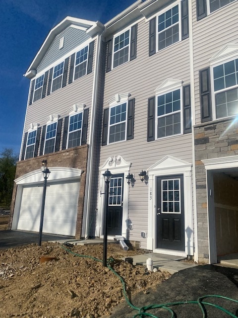 property at 183 Lockheed Dr