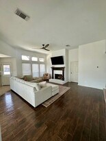 10506 Kirkgreen Dr in Houston, TX - Building Photo