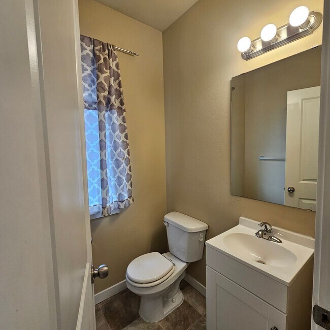 2163 Caleb Pl SE in Port Orchard, WA - Building Photo - Building Photo