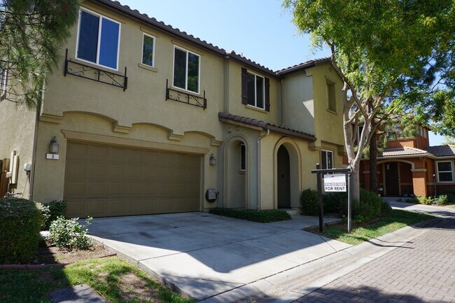 9 Dulcibbella Pl in Sacramento, CA - Building Photo - Building Photo