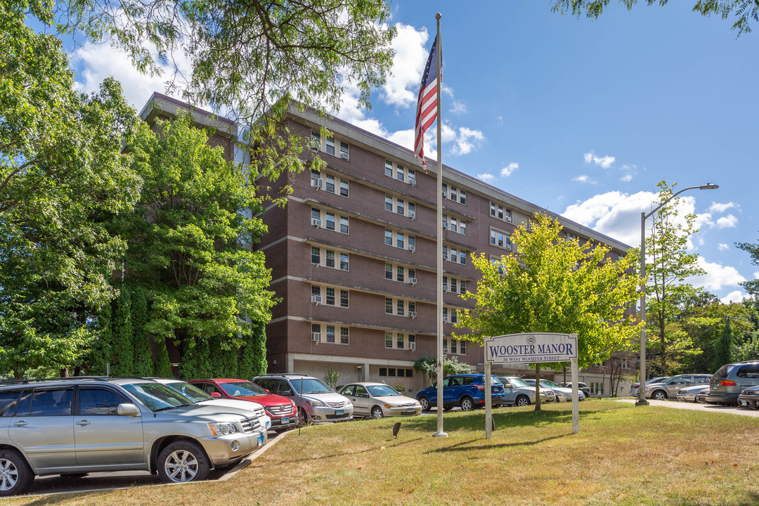 Wooster Manor in Danbury, CT - Building Photo