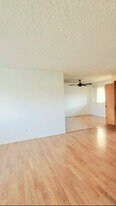 2239 N Frederic St, Unit Views - 2nd story upper in Burbank, CA - Building Photo