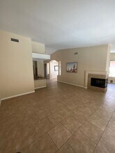 40940 Avenida Estrada in Palm Desert, CA - Building Photo - Building Photo