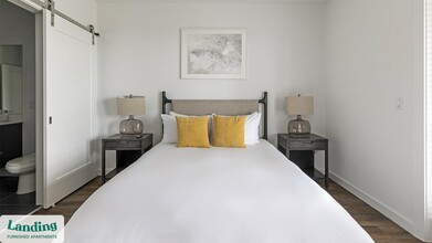 5511 Caprock Smt Dr, Unit 1406 in Bee Cave, TX - Foto de edificio - Building Photo