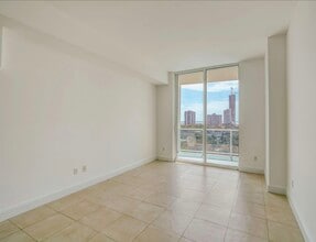 2525 SW 3rd Ave, Unit 1009 in Miami, FL - Building Photo - Building Photo