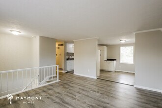 890 Laverty Ln in Cincinnati, OH - Building Photo - Building Photo