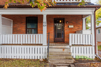 82 W Durham St in Kawartha Lakes, ON - Building Photo - Building Photo