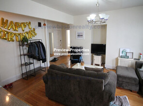 331 Faneuil St, Unit 1 in Boston, MA - Building Photo - Building Photo