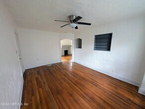 2701 Myra St in Jacksonville, FL - Building Photo - Building Photo
