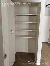 508 Lincoln Ave in Fox Lake, IL - Building Photo - Building Photo