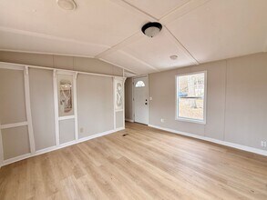 7150 Samuel Dr in Millville, NJ - Building Photo - Building Photo