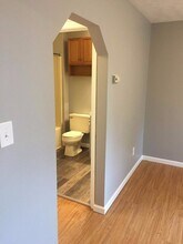 103 W 2nd St-Unit -1st FL Front in Alburtis, PA - Building Photo - Building Photo