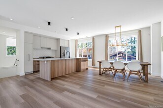 2350 165 St in Surrey, BC - Building Photo - Building Photo