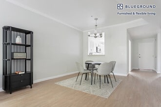 16070 W Sunset Blvd in Los Angeles, CA - Building Photo - Building Photo