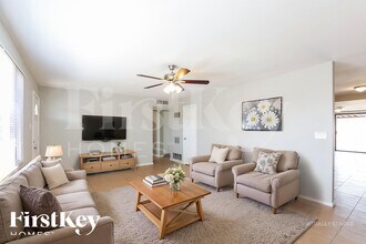 5214 S 44th Pl in Phoenix, AZ - Building Photo - Building Photo