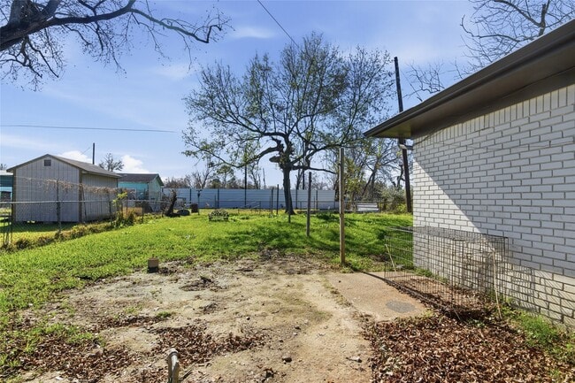 6318 Laramie St in Humble, TX - Building Photo - Building Photo