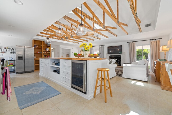 425 10th Ave in Indialantic, FL - Building Photo - Building Photo