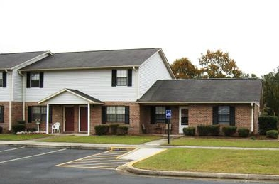 Quail Run in Reidsville, GA - Building Photo