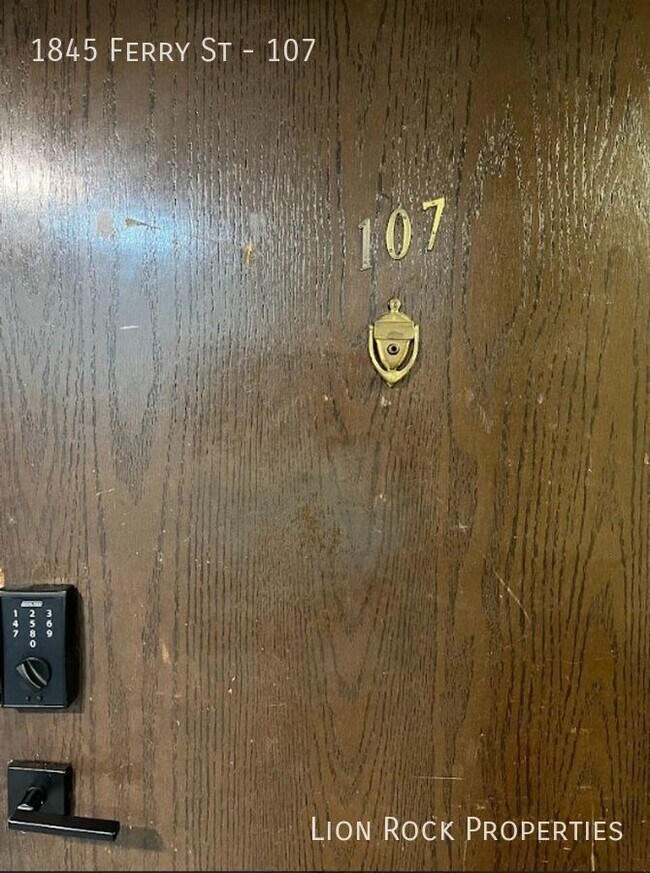 1845 Ferry St-Unit -107 in Anoka, MN - Building Photo - Building Photo