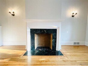 21 Sterling Ave in Buffalo, NY - Building Photo - Building Photo
