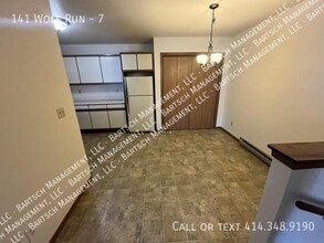 141 Wolf Run in Mukwonago, WI - Building Photo - Building Photo