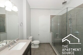 520 N Western Ave in Chicago, IL - Building Photo - Building Photo