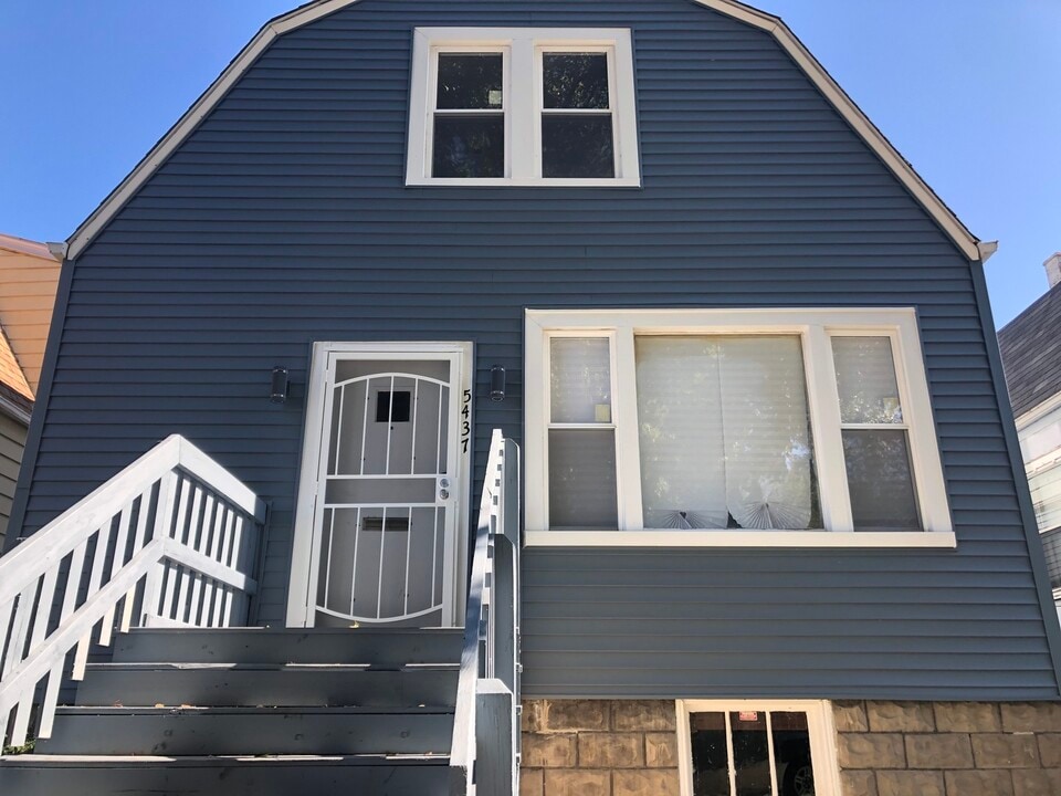 5437 S Seeley Ave in Chicago, IL - Building Photo