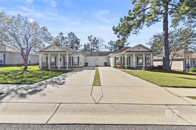 33156B Stables Dr, Unit B in Spanish Fort, AL - Building Photo
