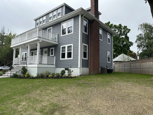 35 Trapelo Rd in Belmont, MA - Building Photo - Building Photo