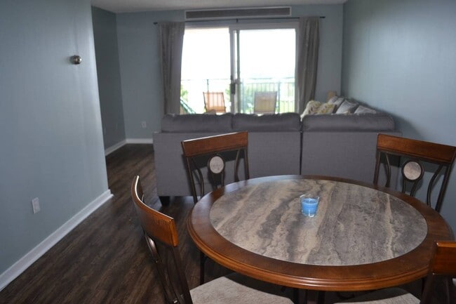 422 Ocean Blvd N, Unit 3i in Long Branch, NJ - Building Photo - Building Photo