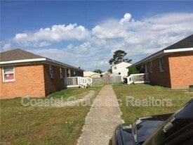 9533 19th Bay St in Norfolk, VA - Building Photo