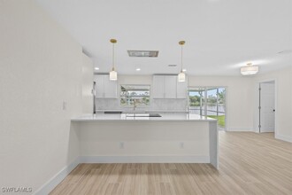 15629 Candle Dr in Ft. Myers, FL - Building Photo - Building Photo