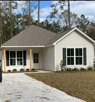 21429 Firetower Rd in Mandeville, LA - Building Photo