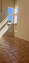 1240 Emerald Crest Ave in Henderson, NV - Foto de edificio - Building Photo