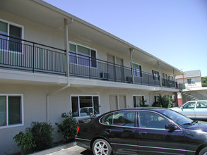 1863-1867 Robin Ln in Concord, CA - Foto de edificio - Building Photo