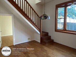 13571 Arnold Dr in Glen Ellen, CA - Building Photo - Building Photo