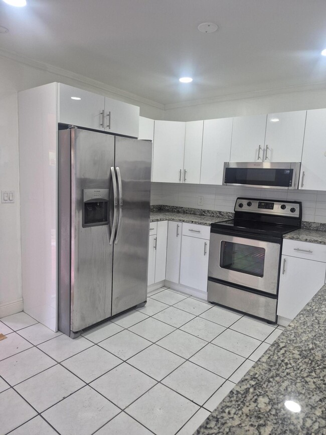 415 Forest Hill Blvd in West Palm Beach, FL - Building Photo - Building Photo