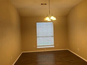 5909 Sasaki Way in Garland, TX - Building Photo - Building Photo