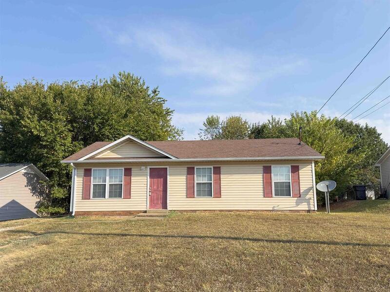 411 Eddy St in Oak Grove, KY - Building Photo