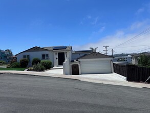 2678 Poinsettia Dr in San Diego, CA - Building Photo - Building Photo