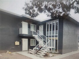 1423 Sombrero Dr in Las Vegas, NV - Building Photo