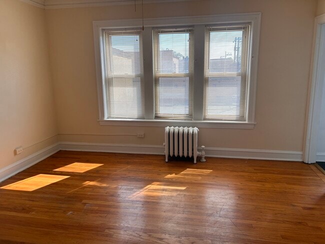 3148 N Linder Ave in Chicago, IL - Building Photo - Building Photo