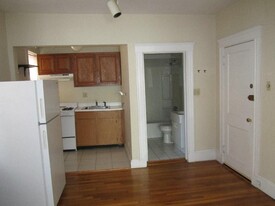 39 Lee St, Unit 3A Apartamentos