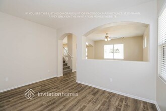 1354 S Longspur Ln in Gilbert, AZ - Foto de edificio - Building Photo