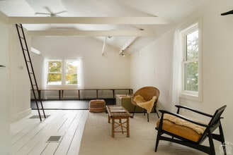 27 Eagle St in Hudson, NY - Building Photo - Building Photo